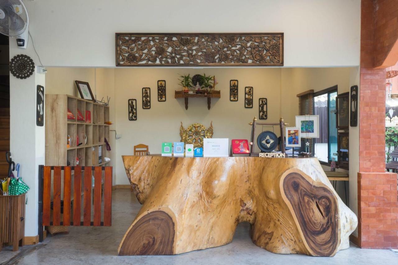 Hotel Sriananpura Chiang Mai Zewnętrze zdjęcie